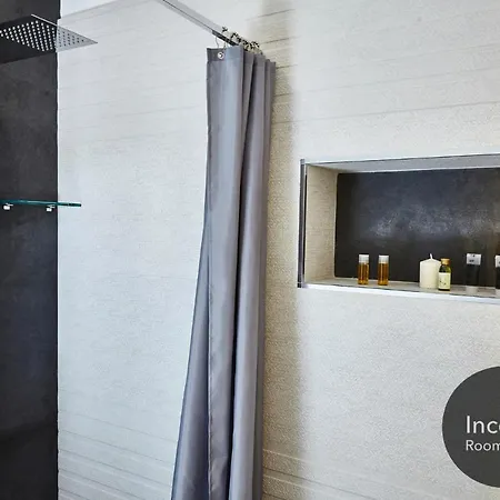 Incentro Rooms Polignano a Mare Buitenkant foto